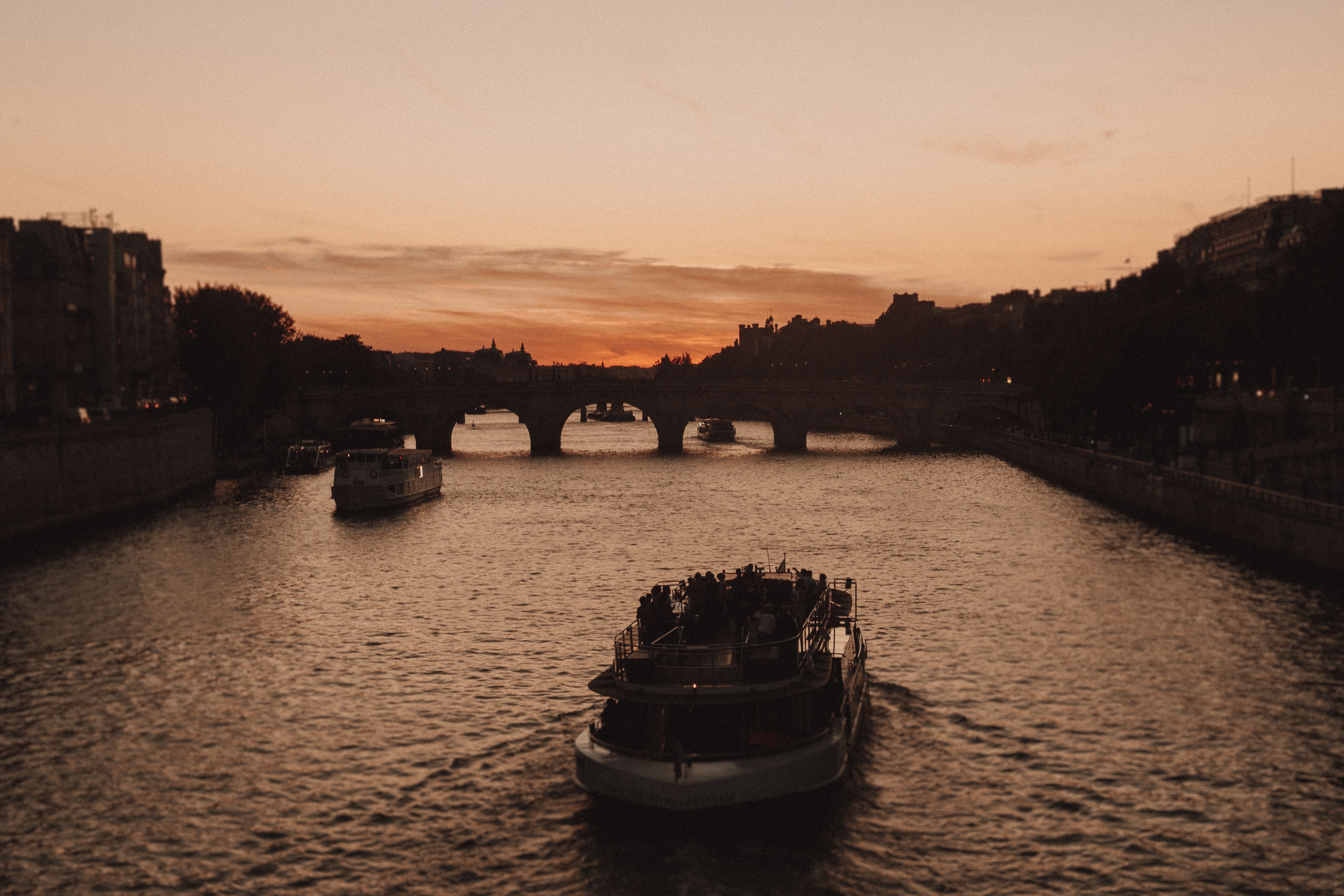 Barge cruise in France © L'Impressionniste