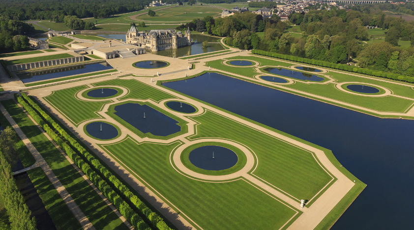 Aerial view of  the stunning Château de Chantilly