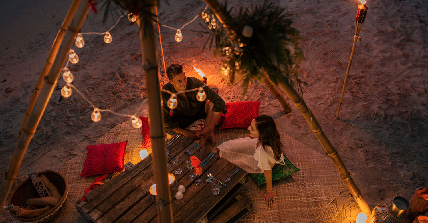 Honeymoon Dinner | Image credit Sinalei Reef Resort & Spa