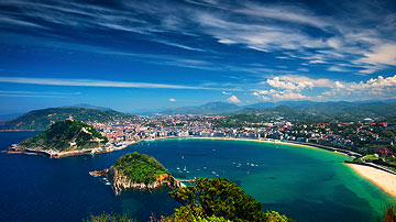 Explore history & gastronomy in San Sebastian