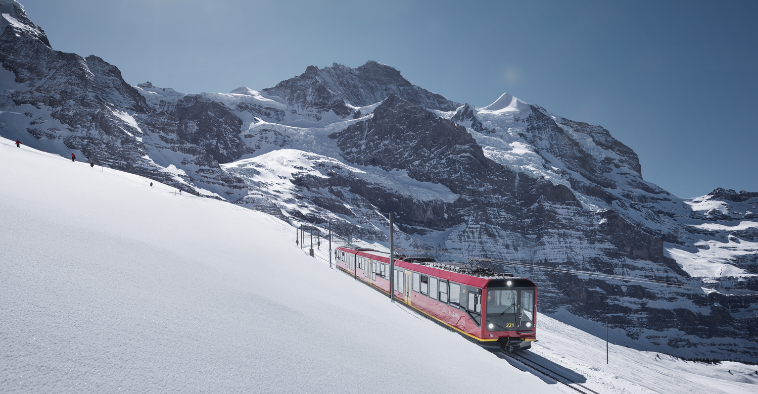 Jungfrau during the day ©Swisstravelsystem Photo: Jeroen Seyffer 