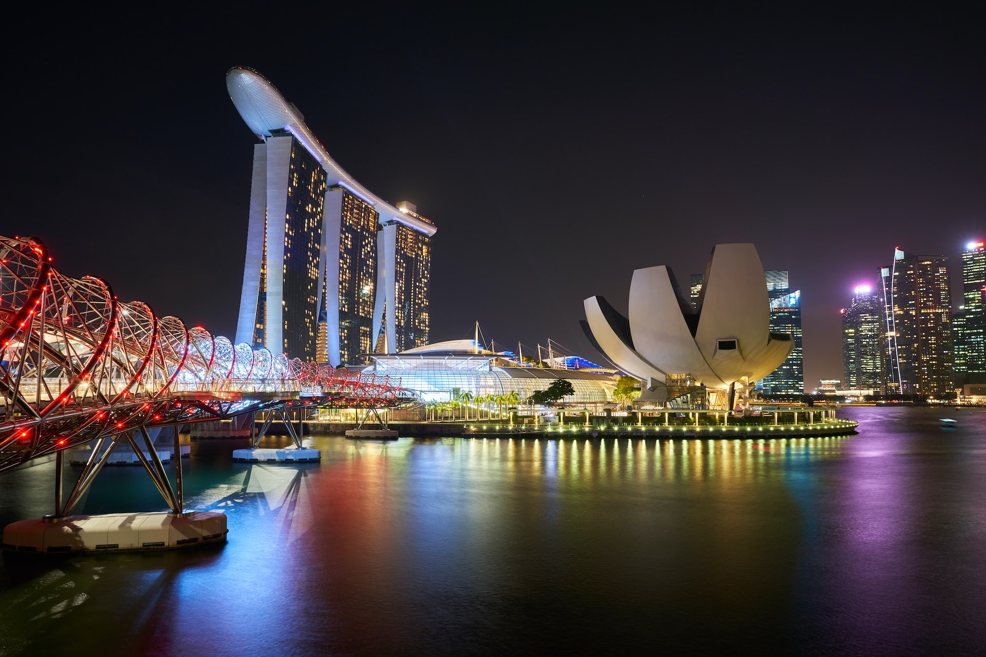 Love in the Garden City: Romantic Things to Do in Singapore for Couples