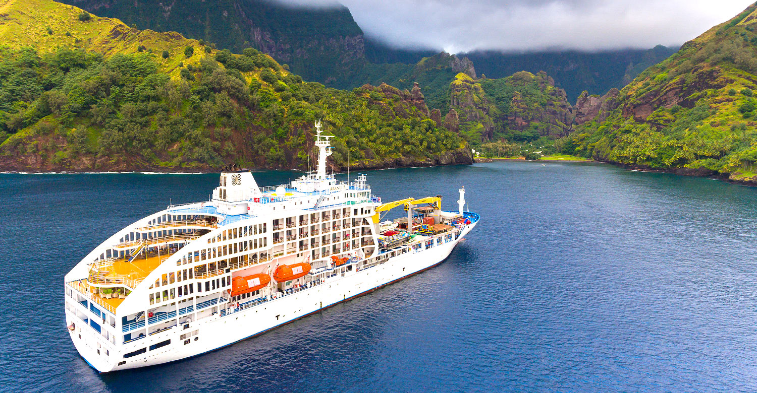Join an unforgettable Polynesian journey with an Aranui 5 cruising holiday.