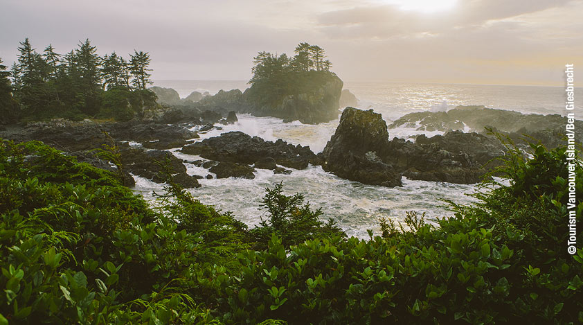 Sunrise at Wild Pacific Trail in Ucluelet