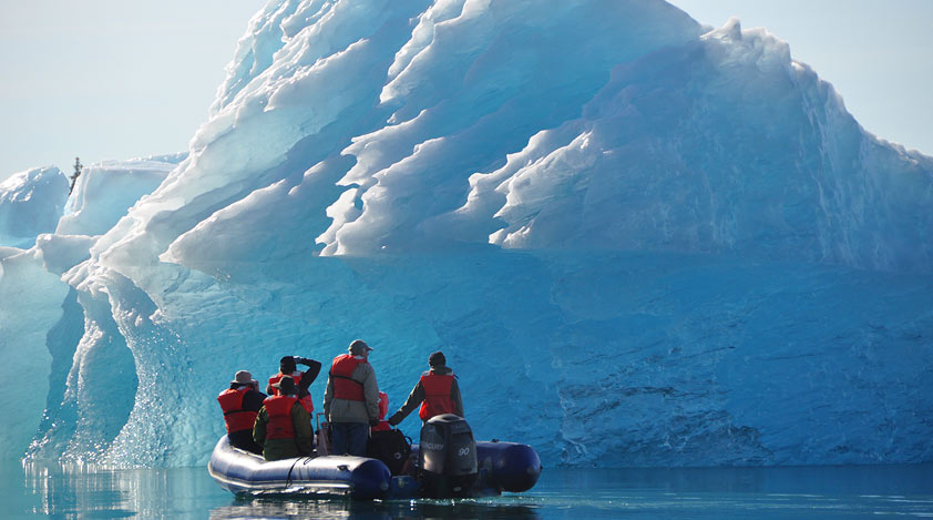 Marvel at the glaciers at the Glacier Bay National Park