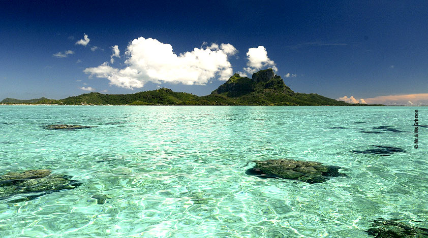 Get seduced by the South Pacific charm of Tahiti.